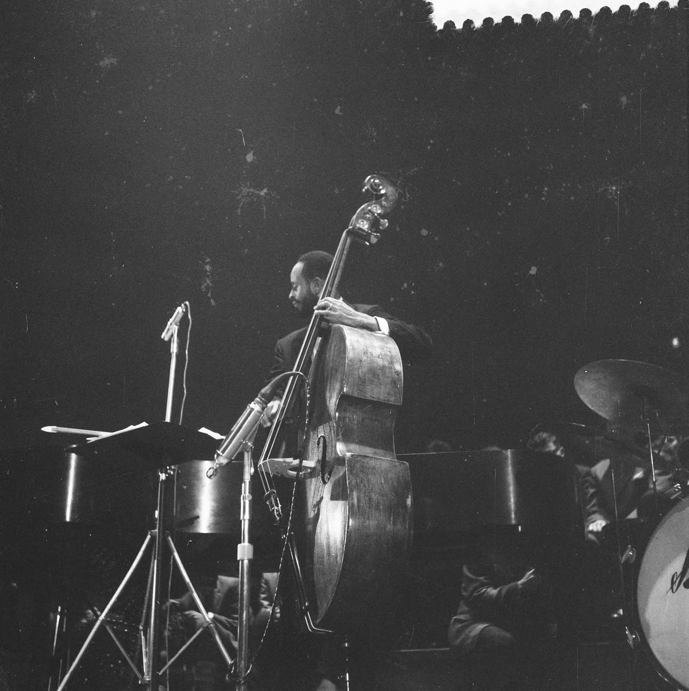 Percy Heath van het Modern Jazz Quartet